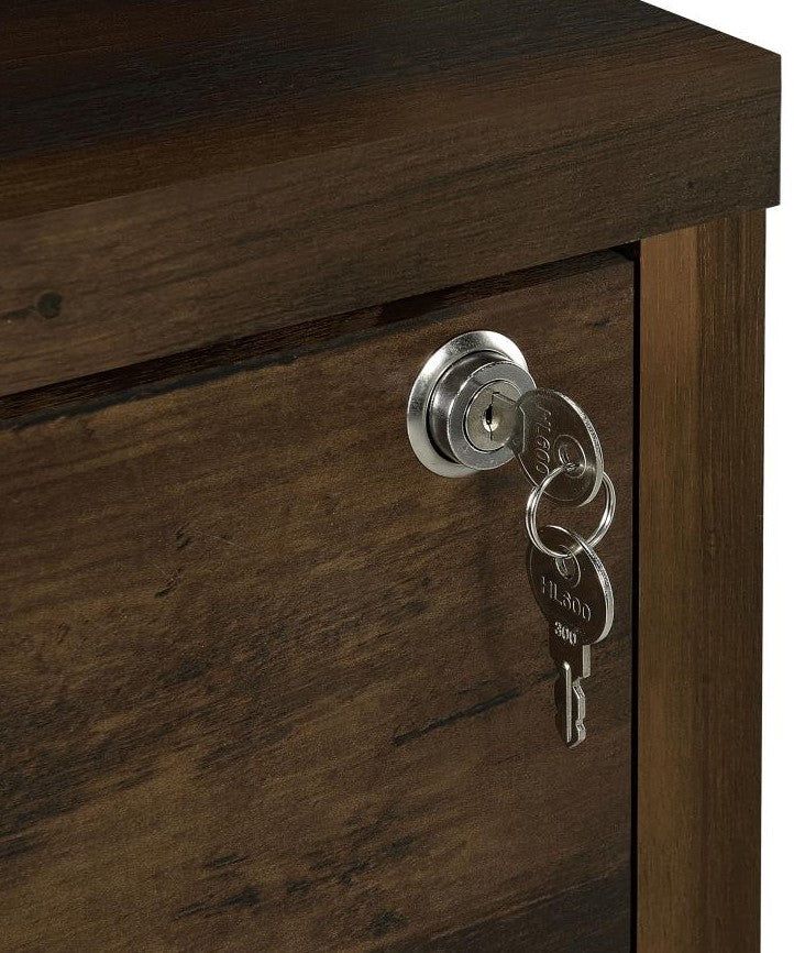 Coaster Westpark Dark Pine lock detail