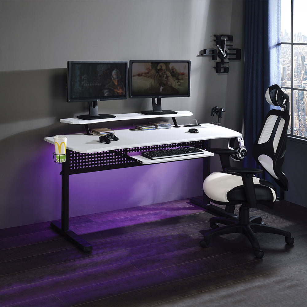 Vildre Gaming Desk W/USB image 9